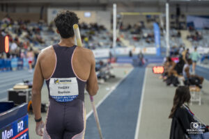 Le perchiste français Baptiste Thiery lors du Meeting de Miramas 2024