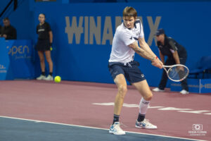 Le tennisman Kazakh / Russe Alexander Bublik lors de l'Open Sud de France ATP 250 à Montpellier 2024