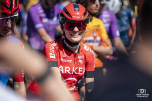 Coureuse de l'équipe ARKEA - B&B Hotels lors du Grand Prix Féminin de Chambéry 2024