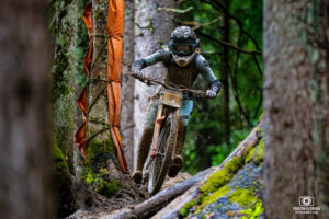 HULSEBOSCH Eliana à la Coupe du Monde de VTT aux Gets - DH - 2025