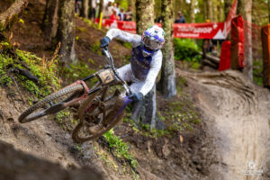 STEVENS-MCNAB Lachlan à la Coupe du Monde de VTT aux Gets - DH - 2025