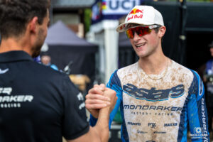 DUNNE Ronan à la Coupe du Monde de VTT aux Gets - DH - 2025