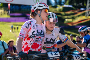 LOWE Marin et JACOBS Tyler à la Coupe du Monde de VTT aux Gets - XC - 2025