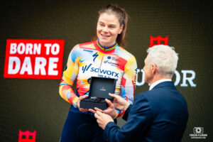 Reportage Sport sur Milan-San Remo pour DPPI et Direct Velo