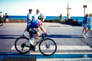 Reportage sport lors du Tour de France Femmes 2026 avec l'équipe Ma Petite Entreprise.