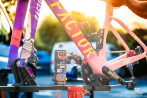 Reportage sport lors du Tour de France Femmes 2026 avec l'équipe Ma Petite Entreprise.