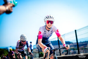 Reportage sport lors du Tour de France Femmes 2026 avec l'équipe Ma Petite Entreprise.