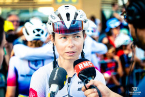 Reportage sport lors du Tour de France Femmes 2026 avec l'équipe Ma Petite Entreprise.