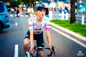 Reportage sport lors du Tour de France Femmes 2026 avec l'équipe Ma Petite Entreprise.