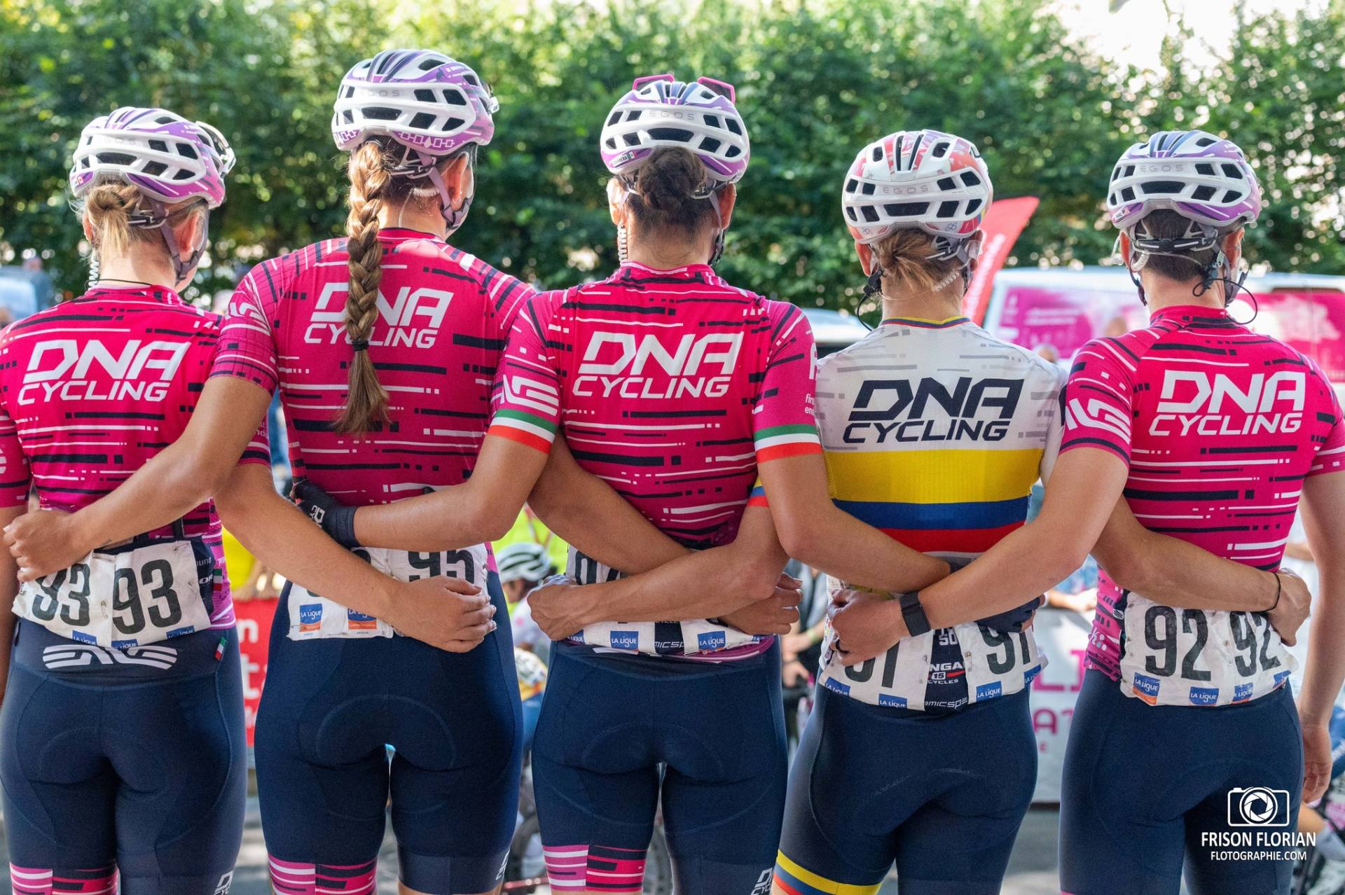 L'équipe DNA Pro Cycling Team au Tour Cycliste International Féminin de l'Ardèche 2023